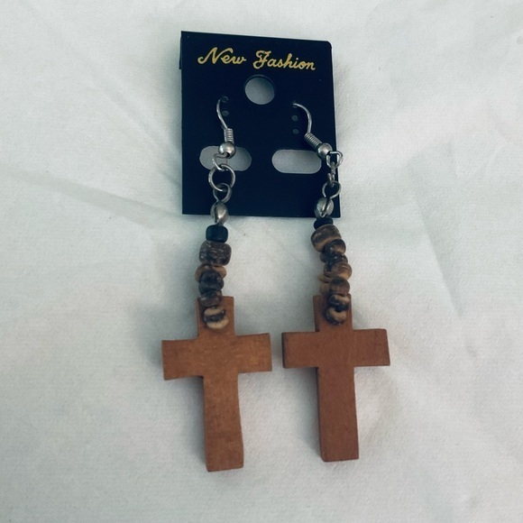 Cross Earrings Wood With Beads Fishhook/Shepherds Hook NWT Brown 2.75 inch drop - Picture 1 of 7